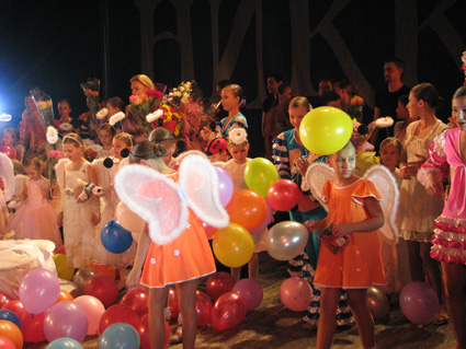 1226569600_img_1571_nikkar.jpg 1226569600_img_1571_nikkar.jpg